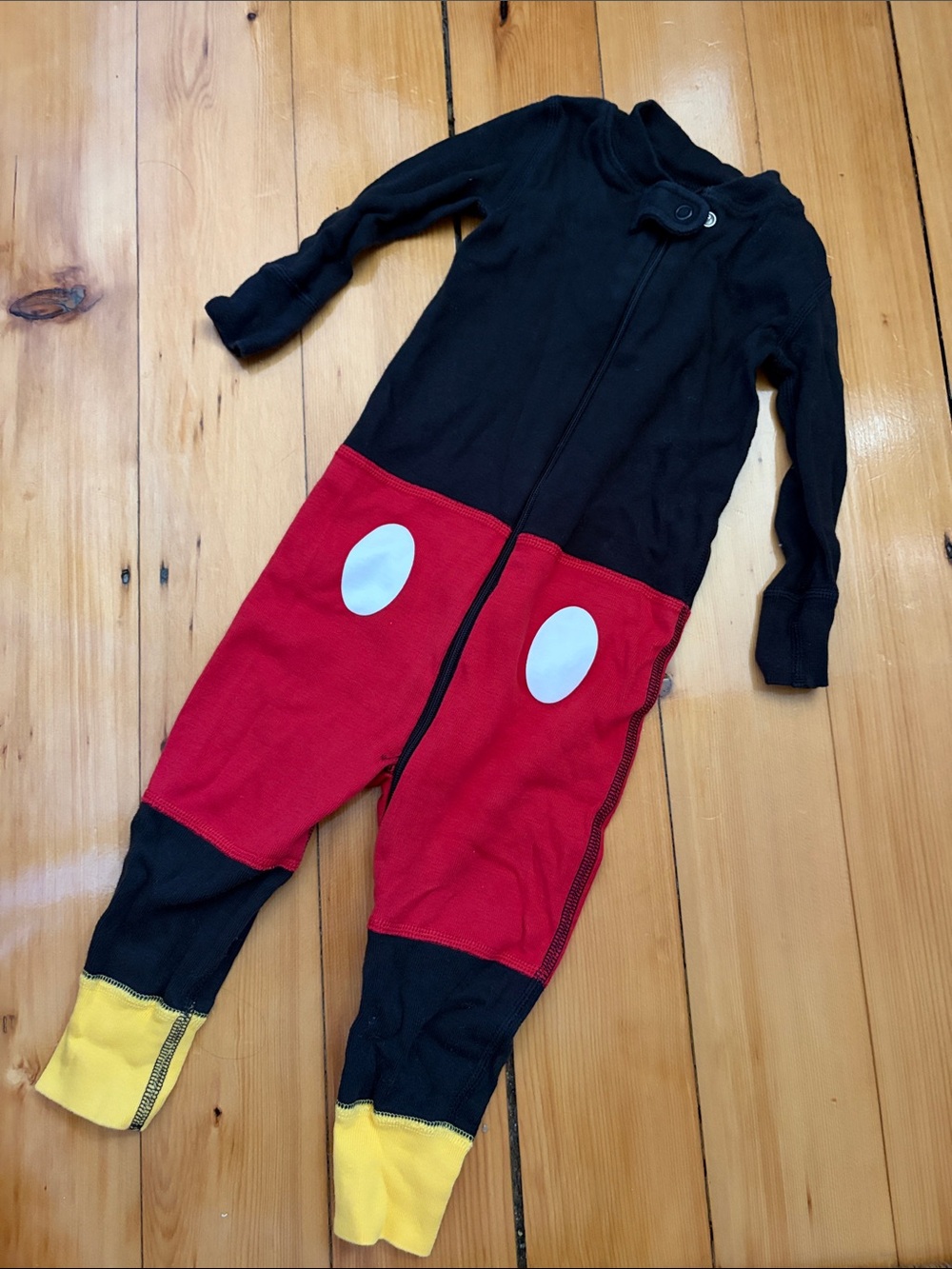 Hanna Andersson 6-12M Mickey Mouse Disney Baby one piece play pajamas costume!